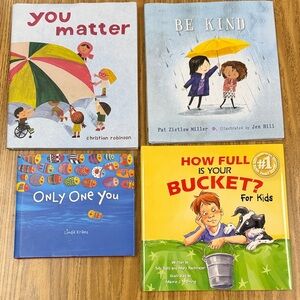 Children's Book Set - Multicolor